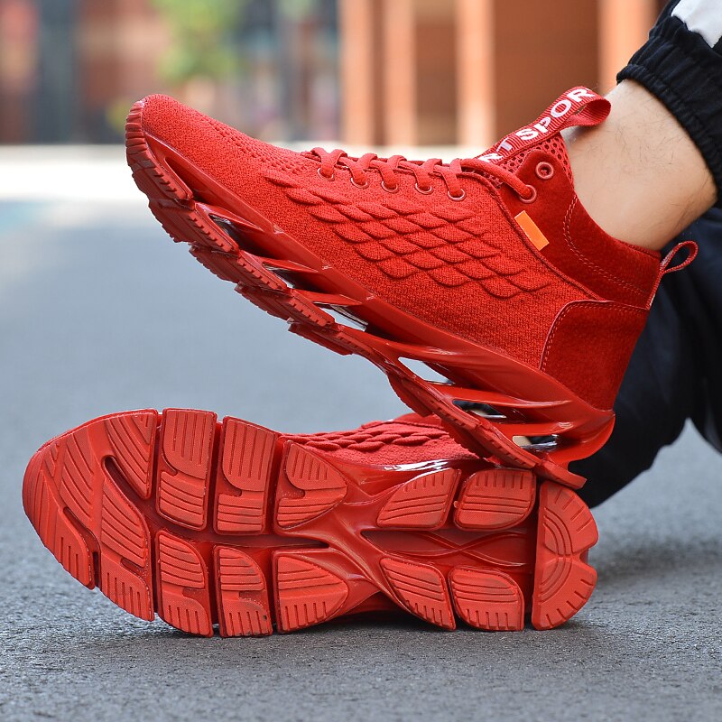 2020 New Winter Men's Warm Plush Sneakers Lightweight Breathable Running Shoes Fashion Casual Training Fitness Shoes Big Size